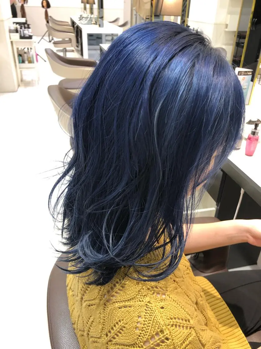 ミディアム カット ヘアカラー 井口 真人のヘアスタイル
