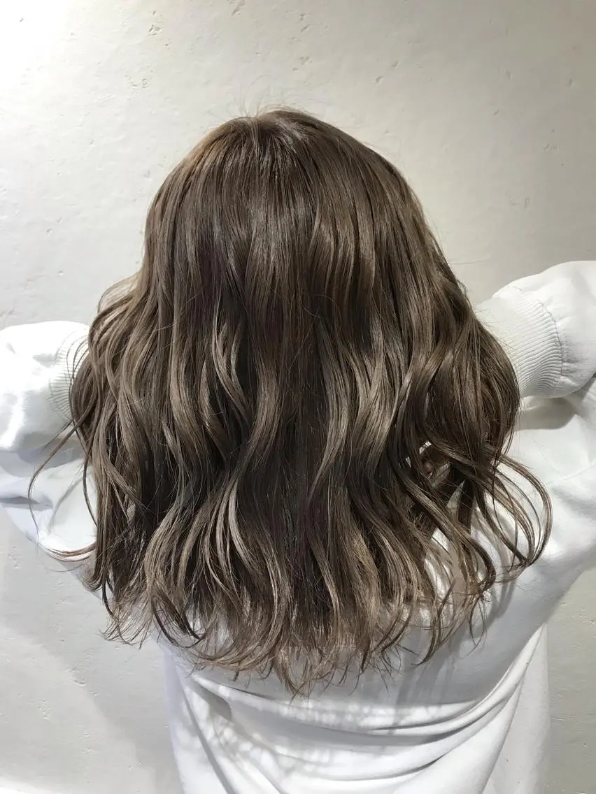 ミディアム カラー 透明感カラー ダブルカラー 似合わせ/ カラー.岡田友仁のヘアスタイル