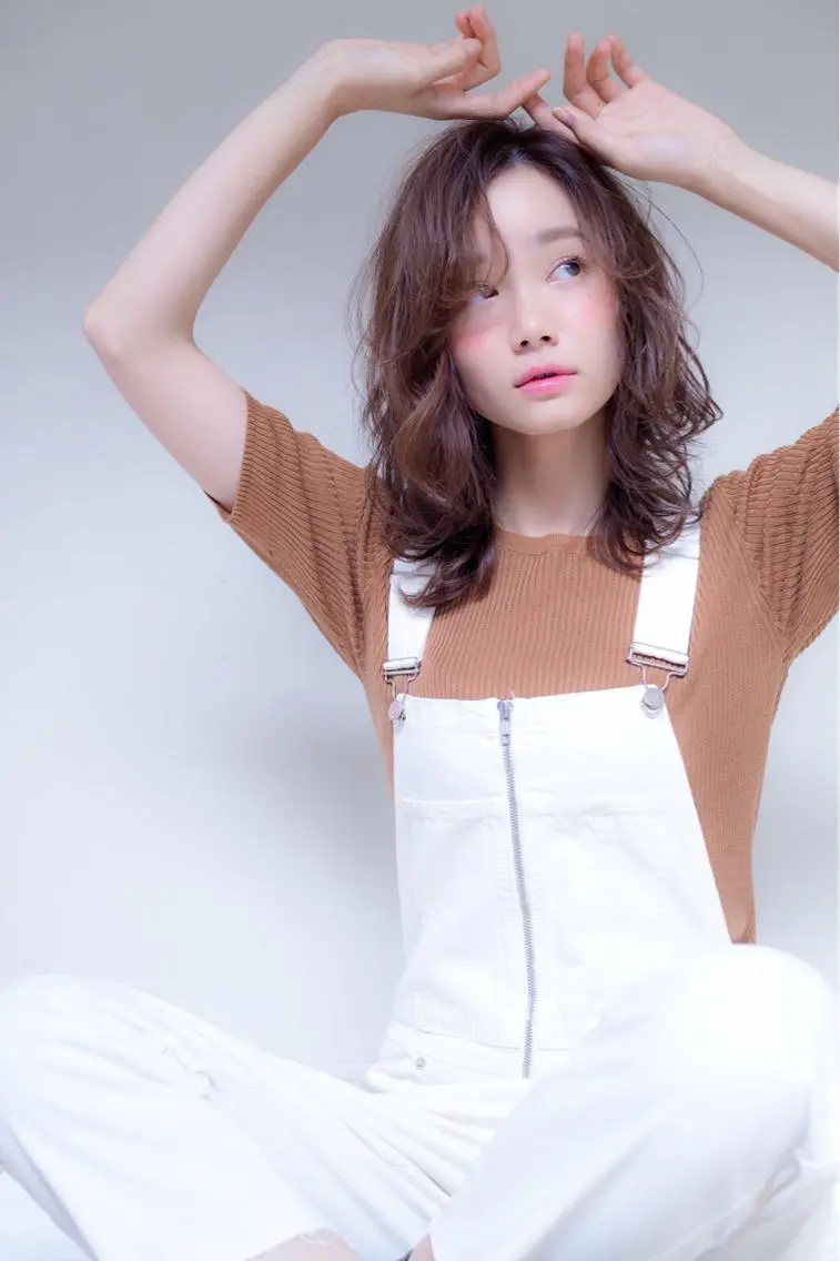 ミディアム カラー パーマ ヘアアレンジ ベージュカラー ♥️ボブ韓国風ヘア ♥️久保田夢美のヘアスタイル
