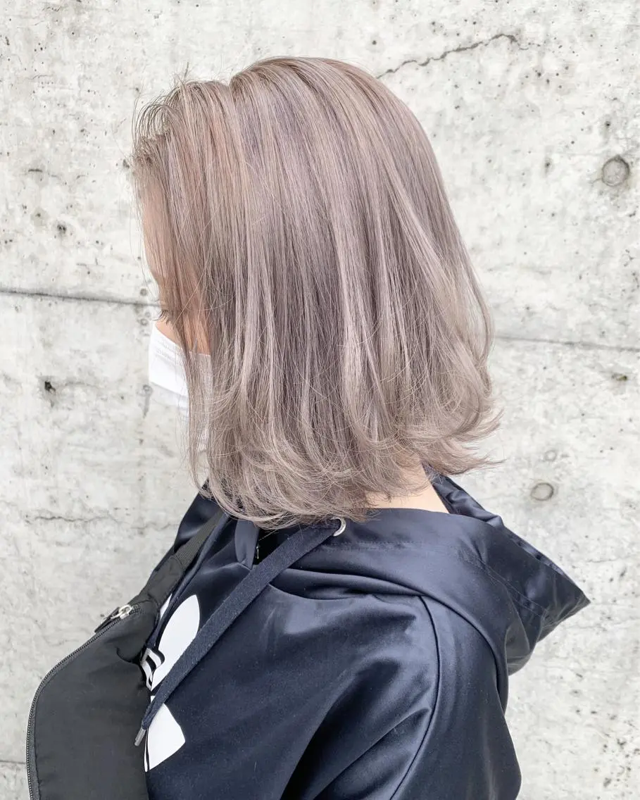 ショート カラー ヘアアレンジ ベージュカラー ブリーチ ミルクティーベージュ 垢抜け案内人 鈴木聖矢✂️のヘアスタイル
