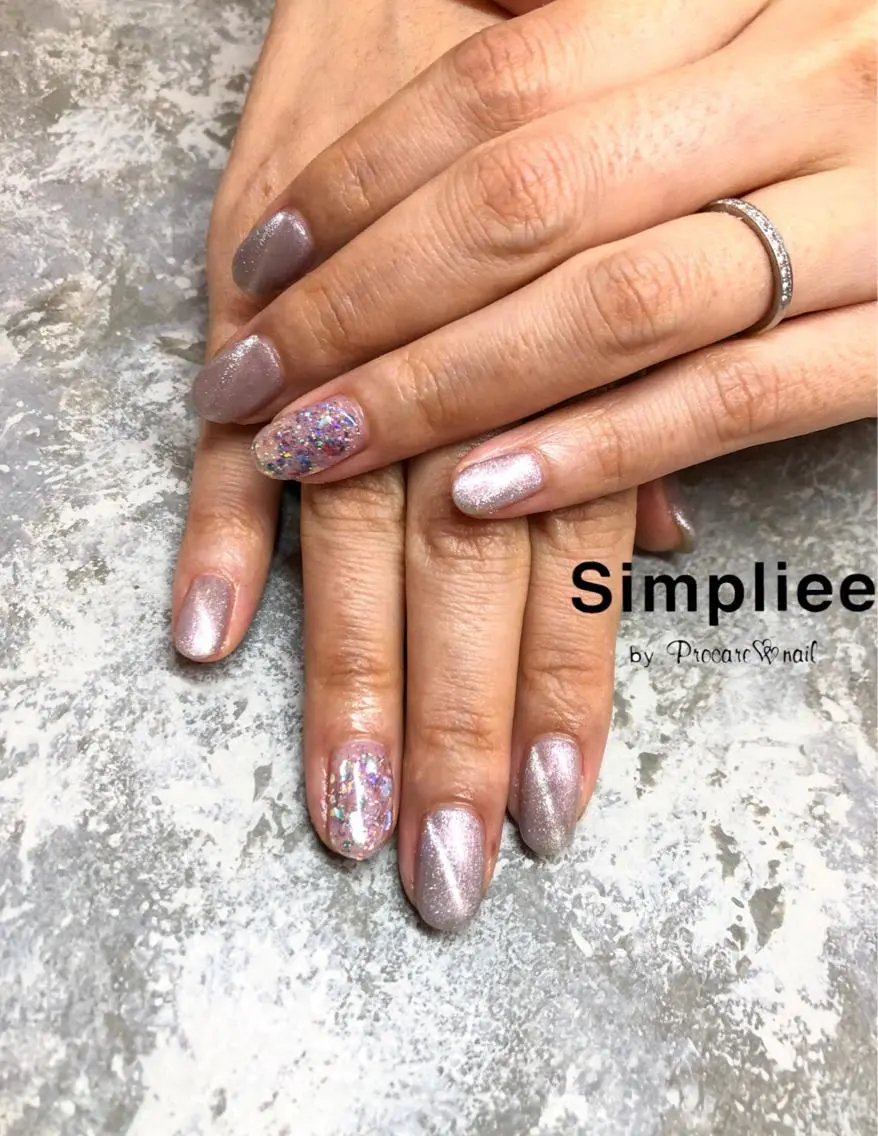 ネイル ラメ(グリッター) マグネットネイル Nail&Beaut yコルン 長坂のネイルデザイン