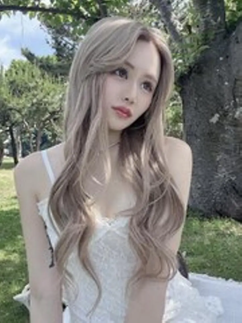 ロング ヘアアレンジ カラー シールエクステ 黒髪 ブリーチ デザインカラー ダブルカラー MISAKIエクステ ブリーチ\5900のヘアスタイル