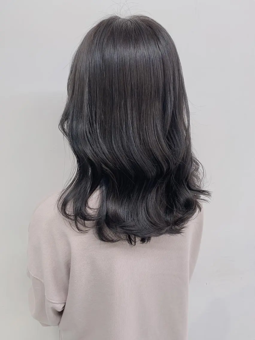 セミロング カラー ヘアカラー トリートメント ⛄️冬の透明感 カラー⛄️大西のヘアスタイル
