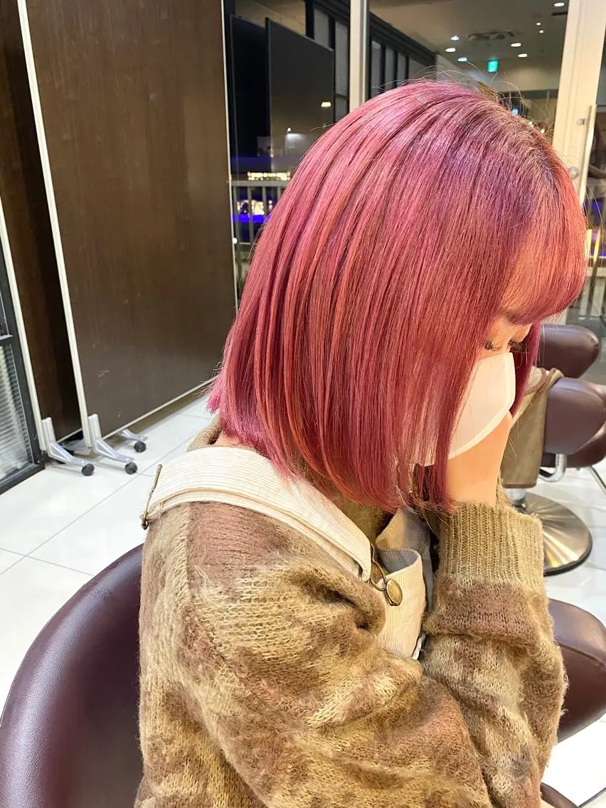 ミディアム カラー ヘアカラー トリートメント riho/レイヤー/ ハイトーン/ブリーチのヘアスタイル