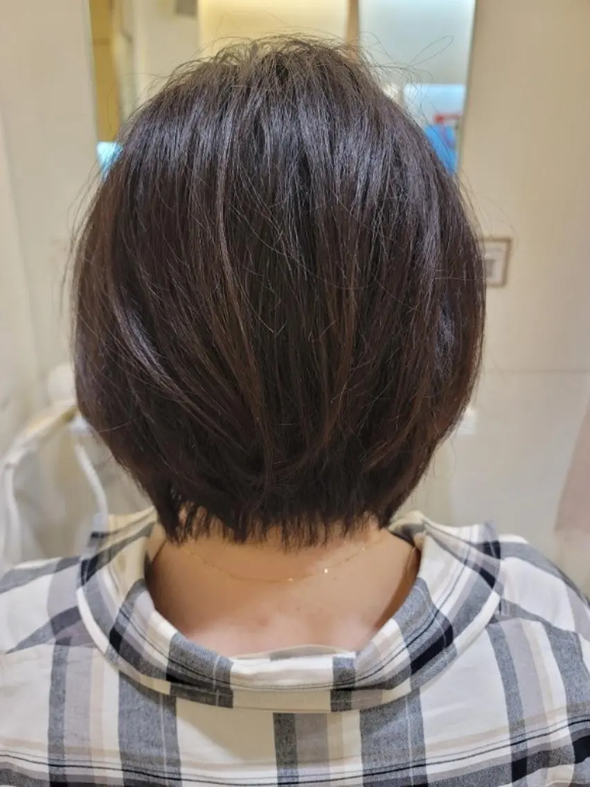 ショート カラー ショートボブ ボブ ショートヘア カット ヘアカラー トリートメント 鈴木 翠のヘアスタイル