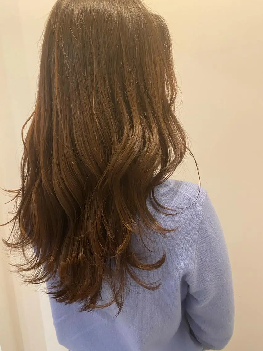 ロング ロングレイヤー レイヤーカット ロング 🌼 アユカのヘアスタイル