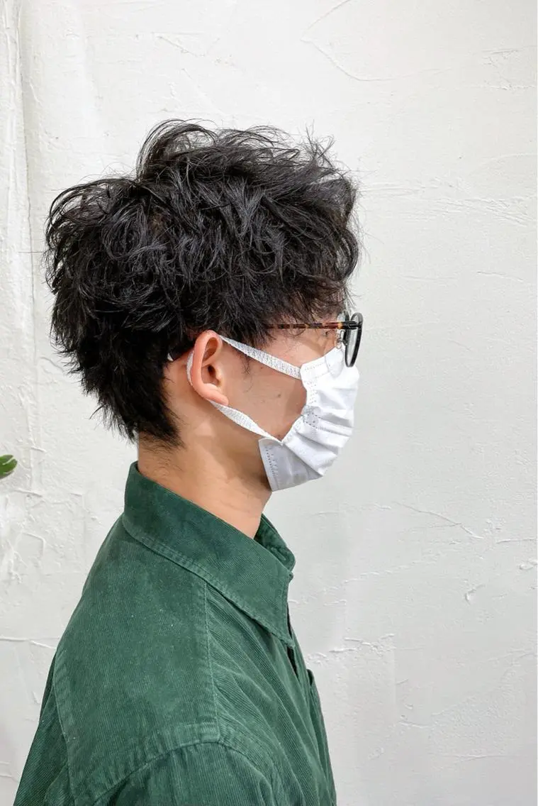 ショート メンズ アップバング くせ毛 かんばら りょーいのヘアスタイル