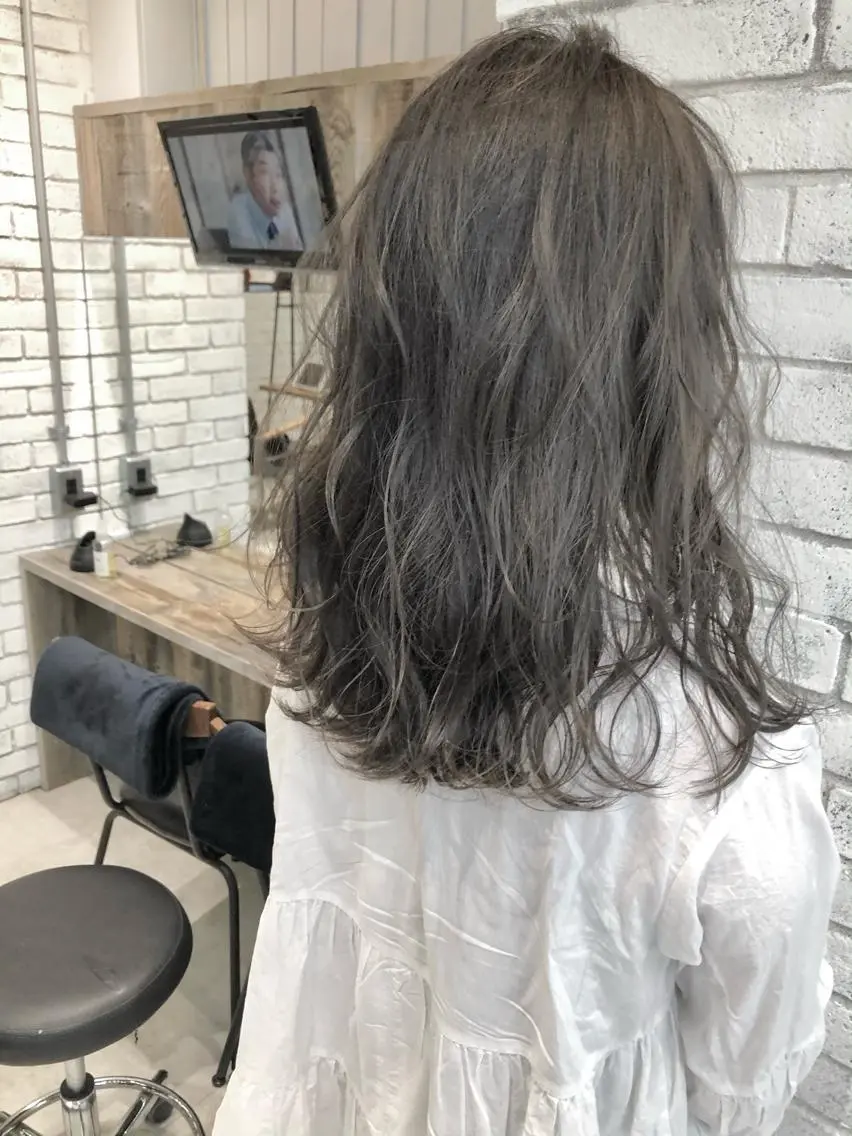 ロング カット ヘアカラー トリートメント 🌈外国風ハイライト こうたろうのヘアスタイル