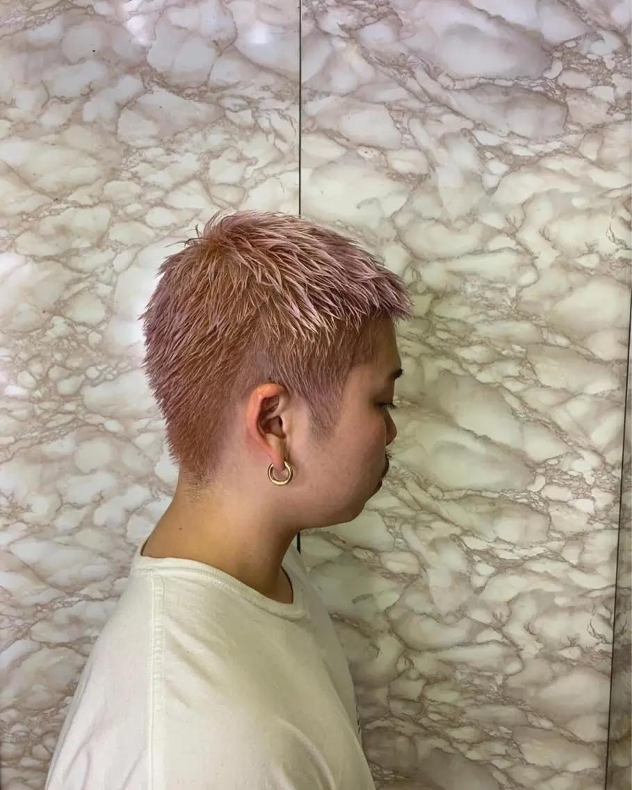 ショート メンズ 外国人風カラー 🌟小顔レイヤー× 赤み消し透明感カラーのヘアスタイル