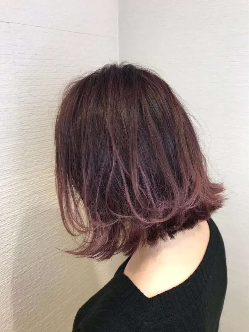 ミディアム カラー ヘアアレンジ グラデーションカラー ピンクカラー バイオレットカラー 白髪ぼかしハイライト 茗荷谷駅徒歩2分のヘアスタイル