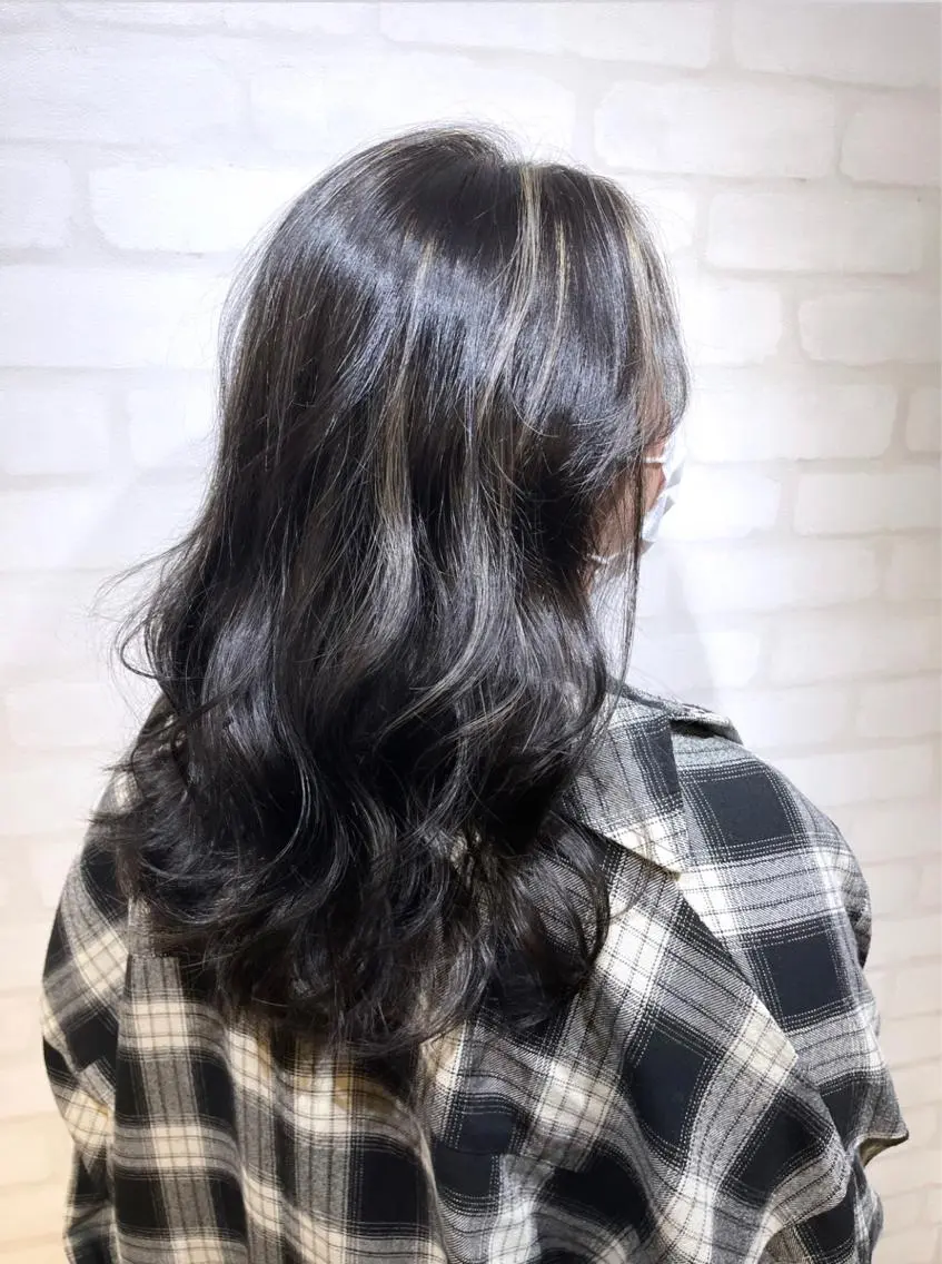 セミロング カラー ヘアアレンジ ANDIAMO SAKAE🍁楓のヘアスタイル