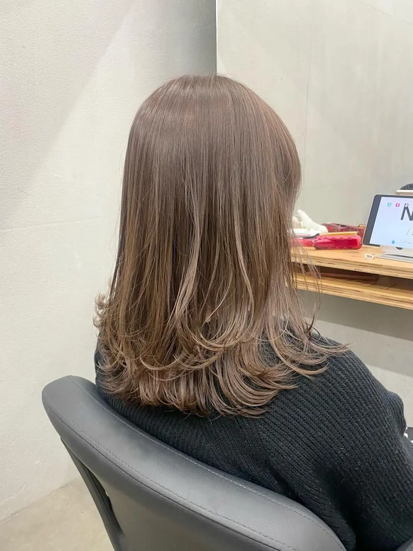 セミロング カラー カット ヘアカラー トリートメント ひより /novusのヘアスタイル