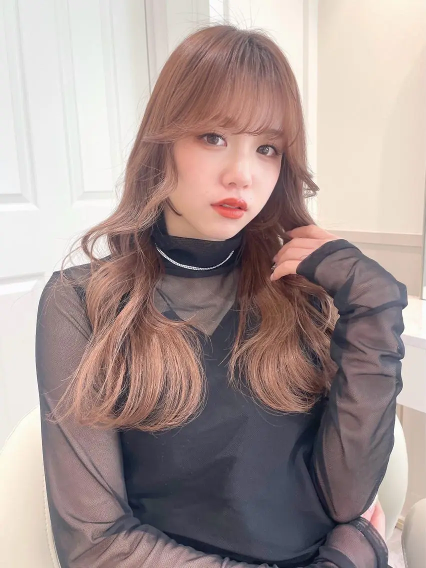 ロング ボブ エクステ 外国人風カラー 髪質改善 韓国風ヘア fuwari 美白ショコラカラーのヘアスタイル