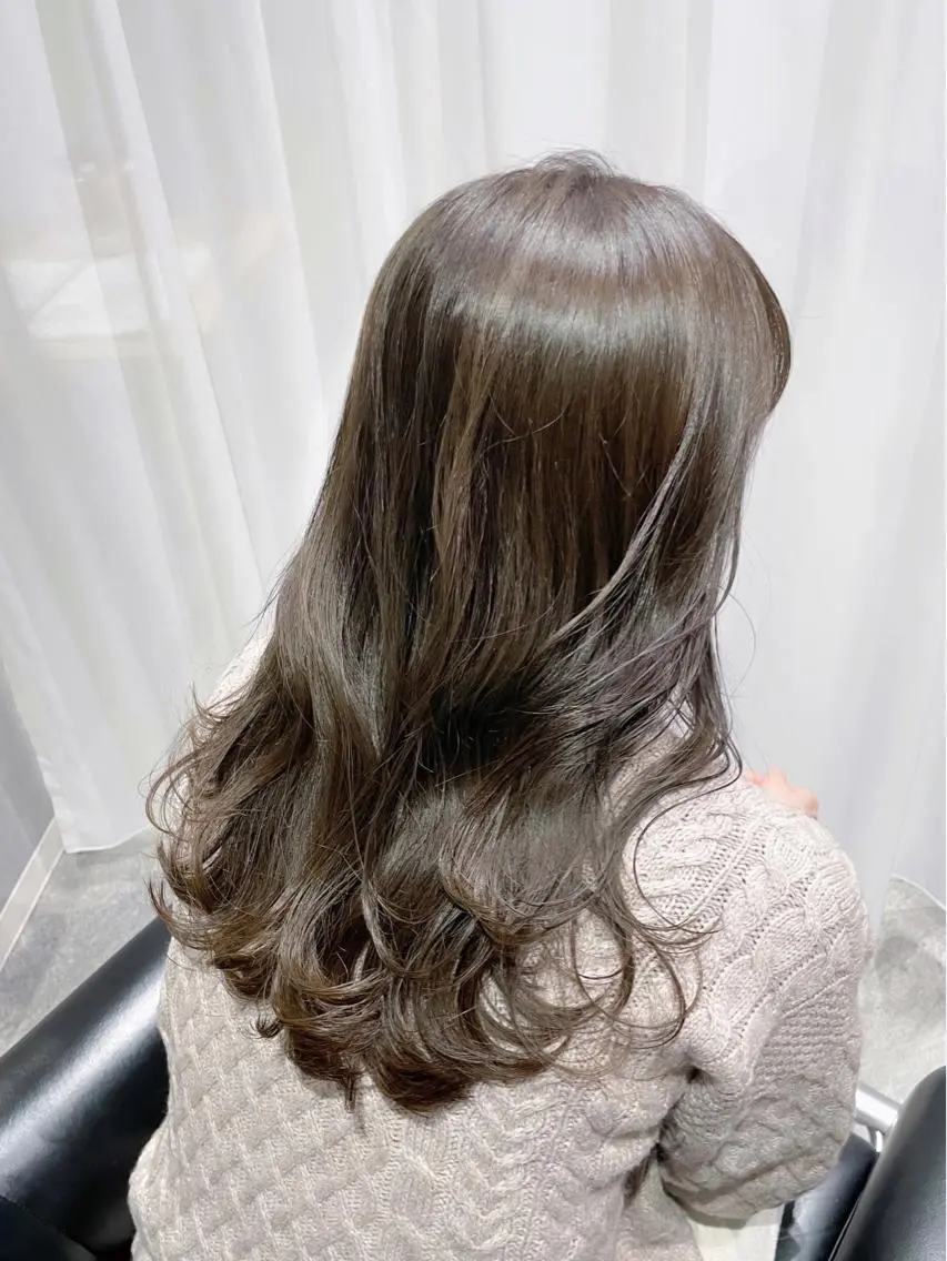ロング カラー ヘアカラー トリートメント Grand Link （グランリンク）のヘアスタイル