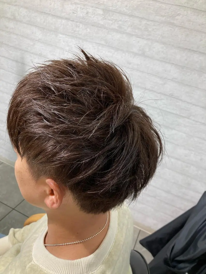 ショート カラー メンズ ツーブロック アッシュ アッシュグレー アッシュグレージュ 透明感カラー カット senses ミヤコのヘアスタイル