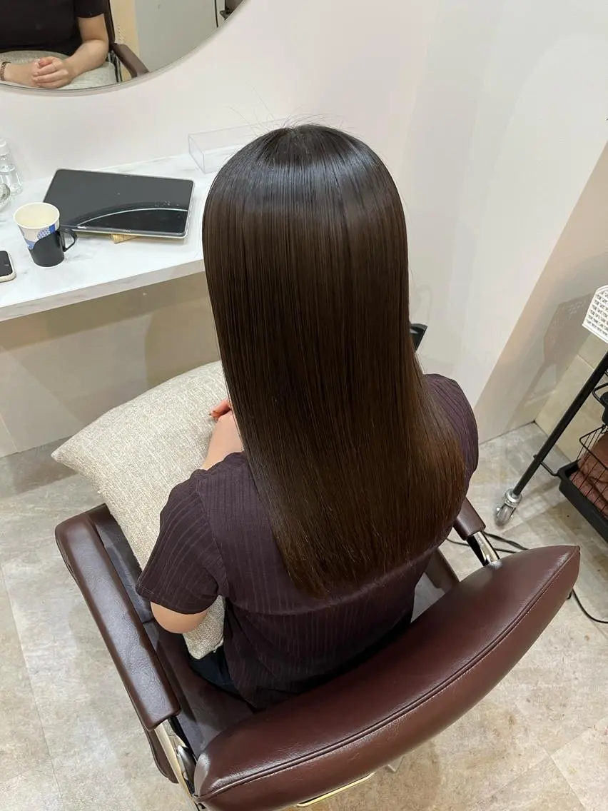 セミロング カット ヘアカラー トリートメント 【髪質改善 艶髪】 布川 莉穂のヘアスタイル