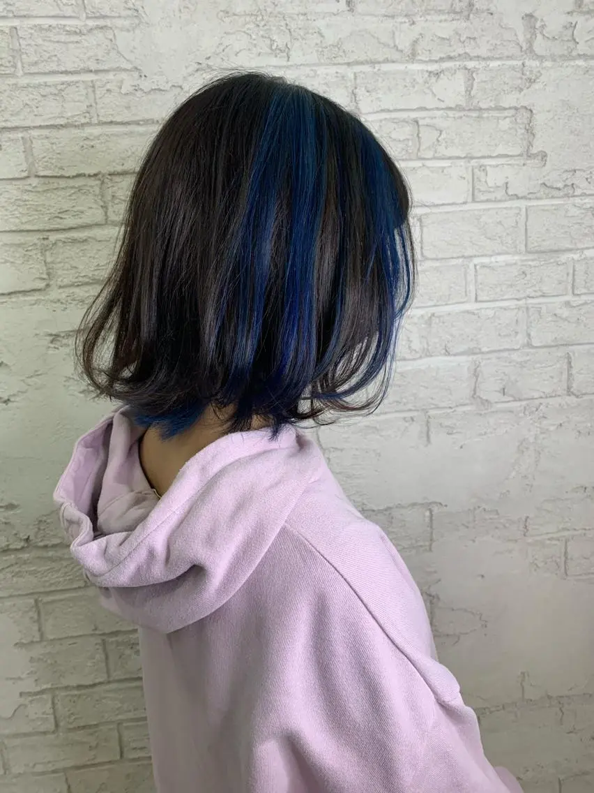 ミディアム カラー ブルーカラー デザインカラー インナーカラー ブリーチ特化 ハイトーンRYOYAのヘアスタイル