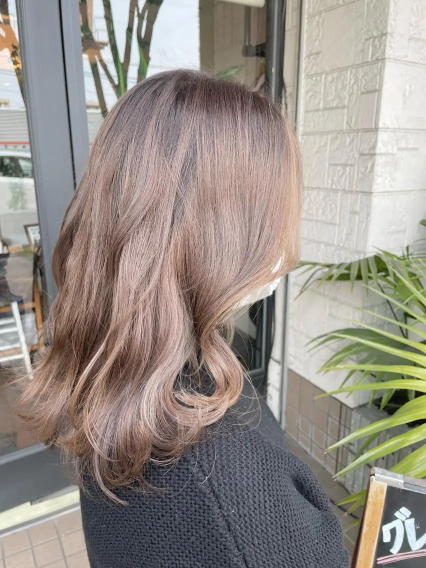 ロング カラー カット ヘアカラー トリートメント AKALA HAIR 西宮店 Juriのヘアスタイル