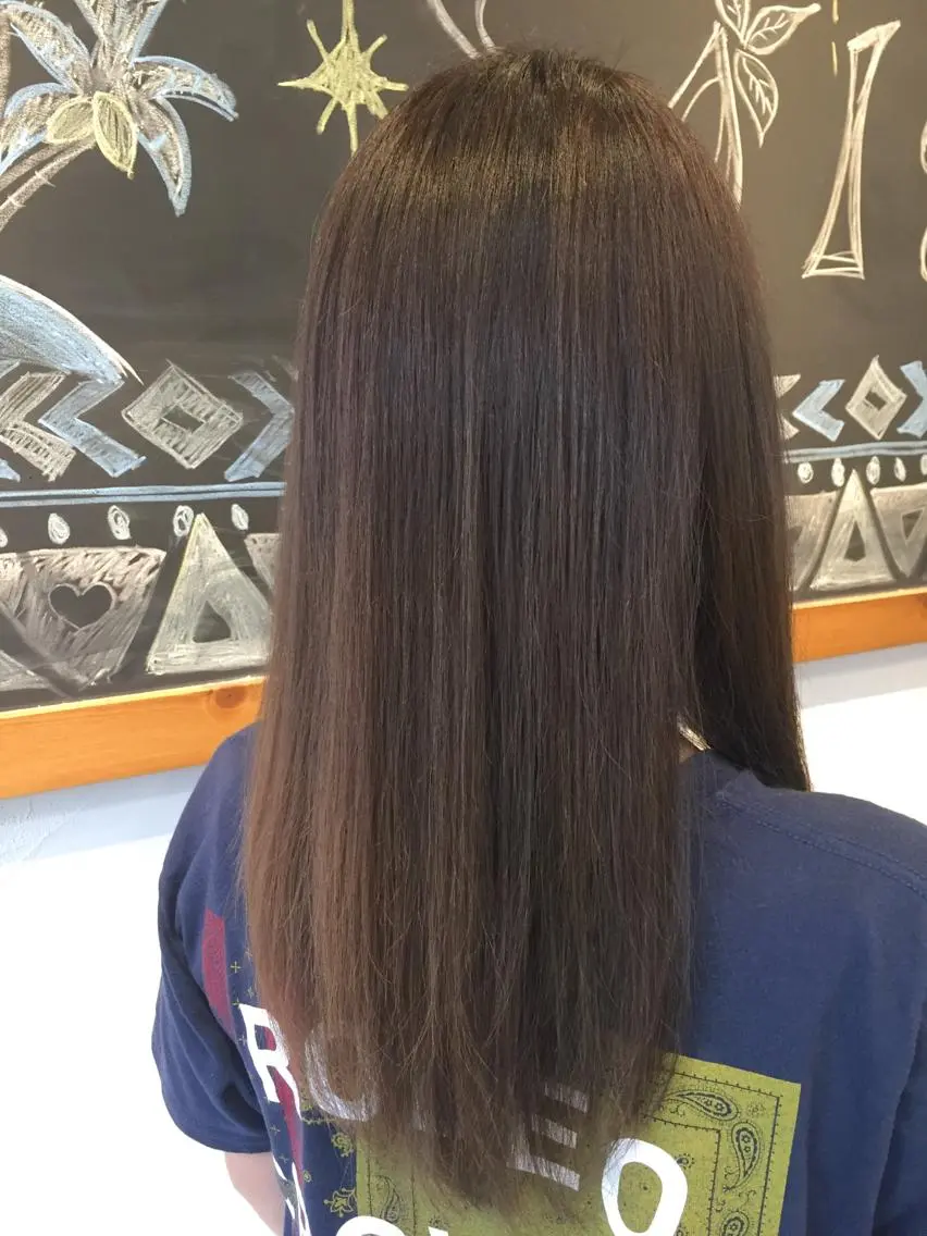 セミロング クボキ サヤのヘアスタイル