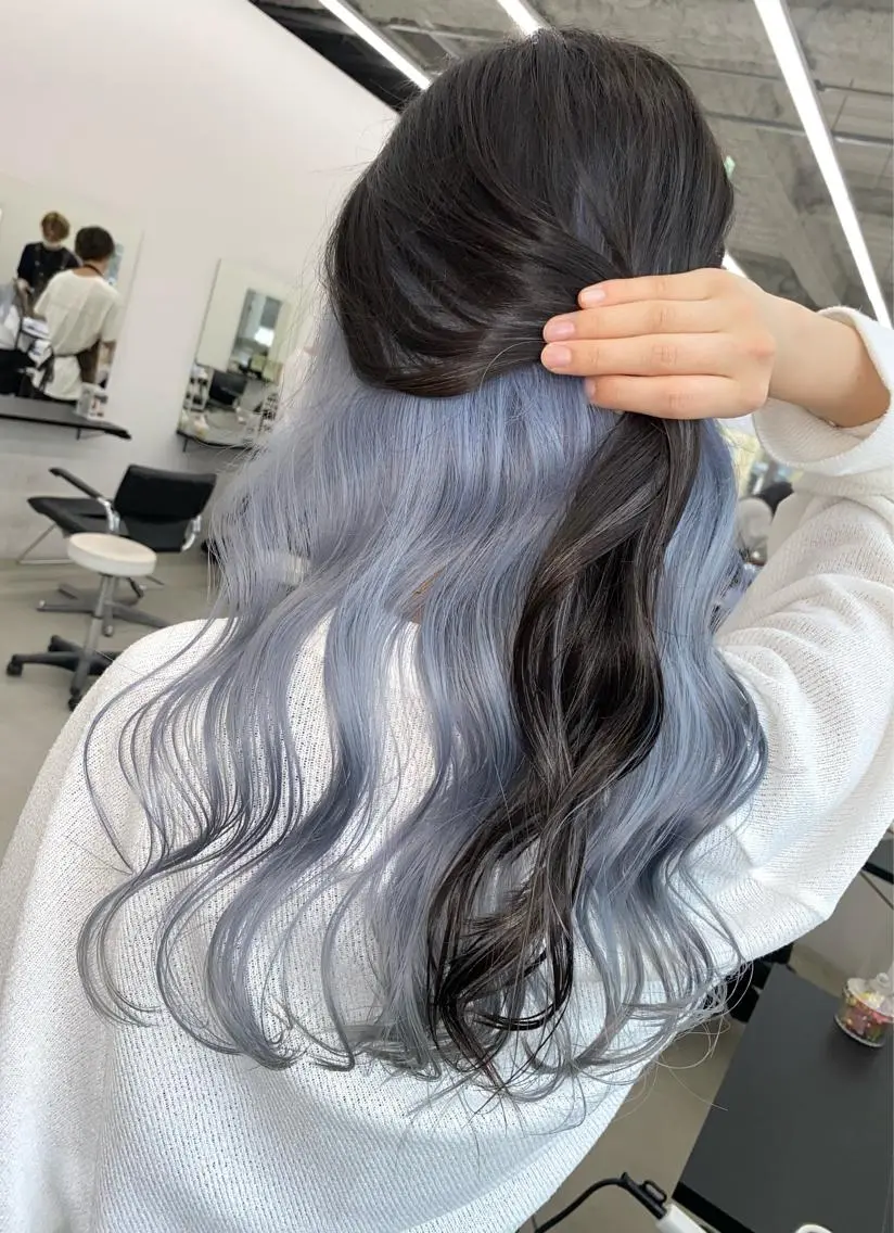カラー インナーカラー BLEACHi /noeのヘアスタイル