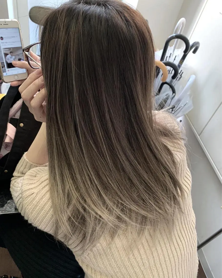 セミロング カラー EARTH石巻店 尾形  裕のヘアスタイル