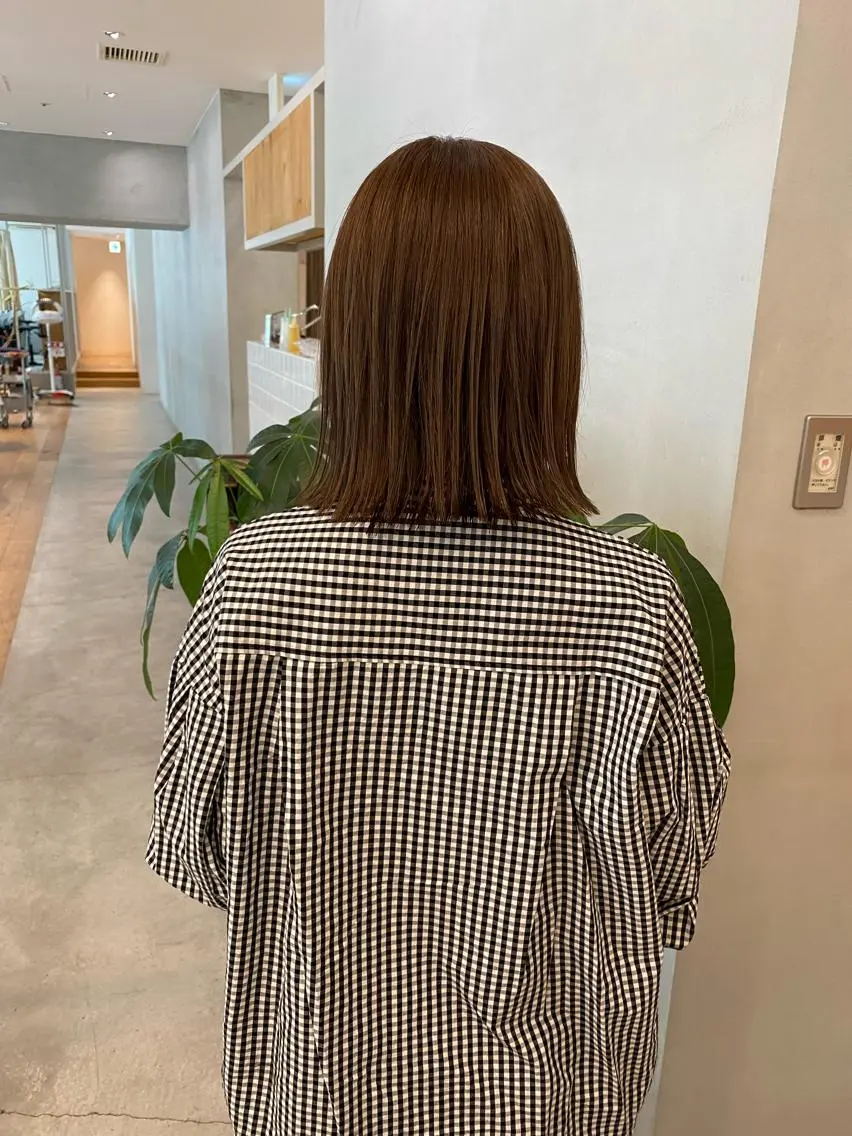 ミディアム カラー パーマ マツエク・マツパ ボブ 、 、のヘアスタイル
