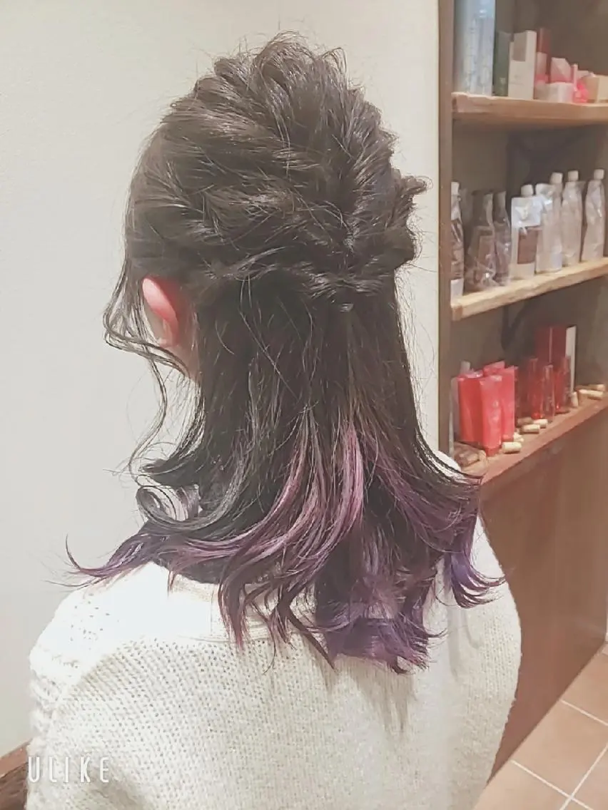 セミロング カラー インナーカラー カット ヘアカラー 槌本 健成のヘアスタイル