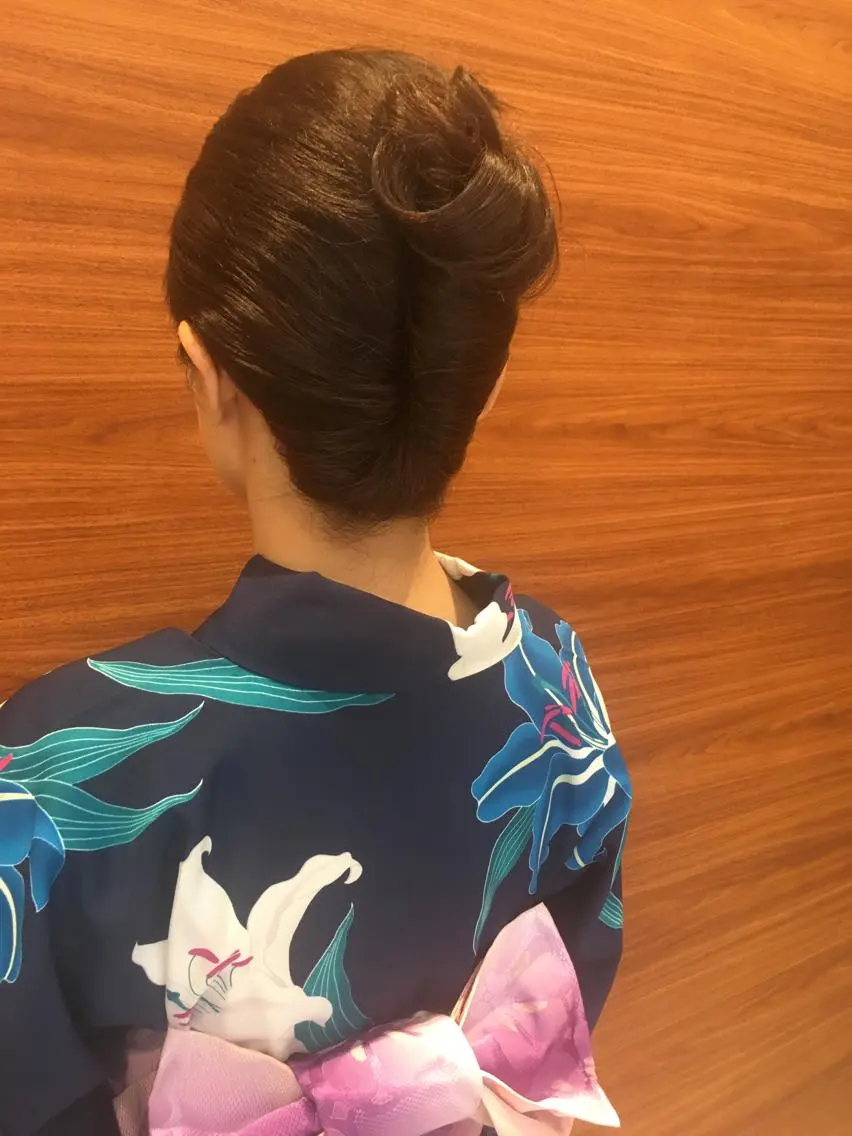 ヘアアレンジ 夜会巻き ラブーケ中川中島店 クラタチカコのヘアスタイル