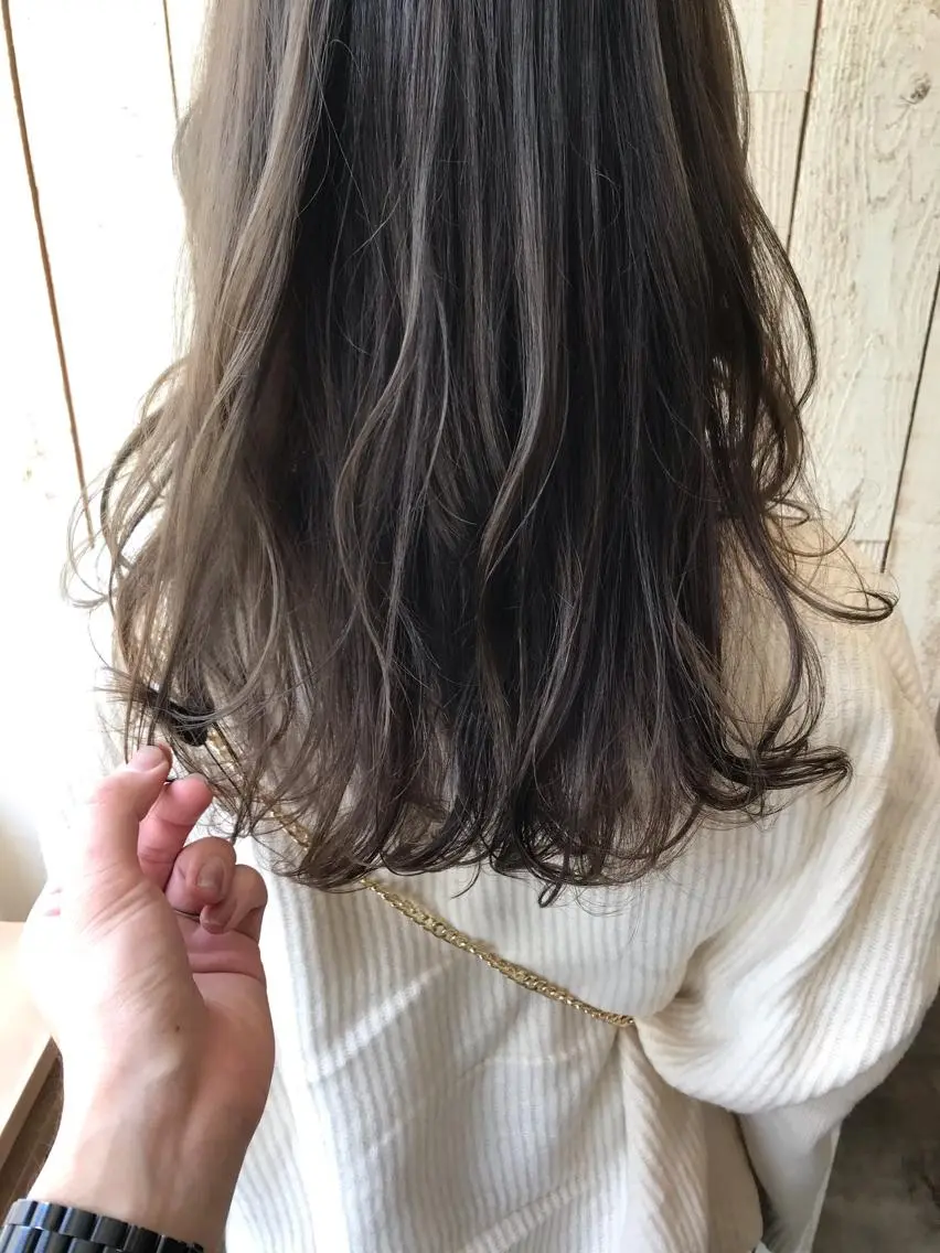 カラー 福田 ジュンキのヘアスタイル