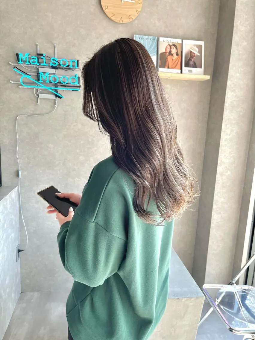 セミロング カラー カット ヘアカラー トリートメント 一ノ瀬 暁のヘアスタイル
