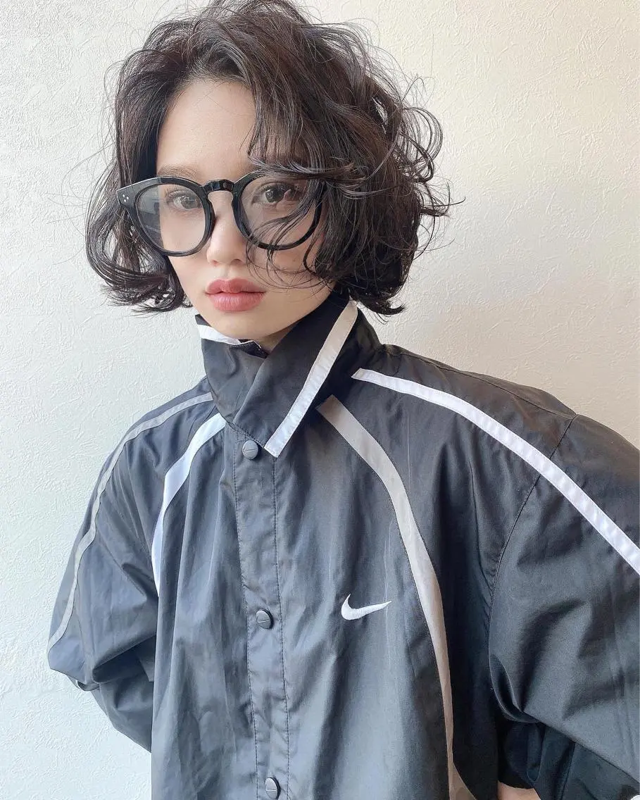ショート ボブ パーマ mai ボブ /メンズカットのヘアスタイル