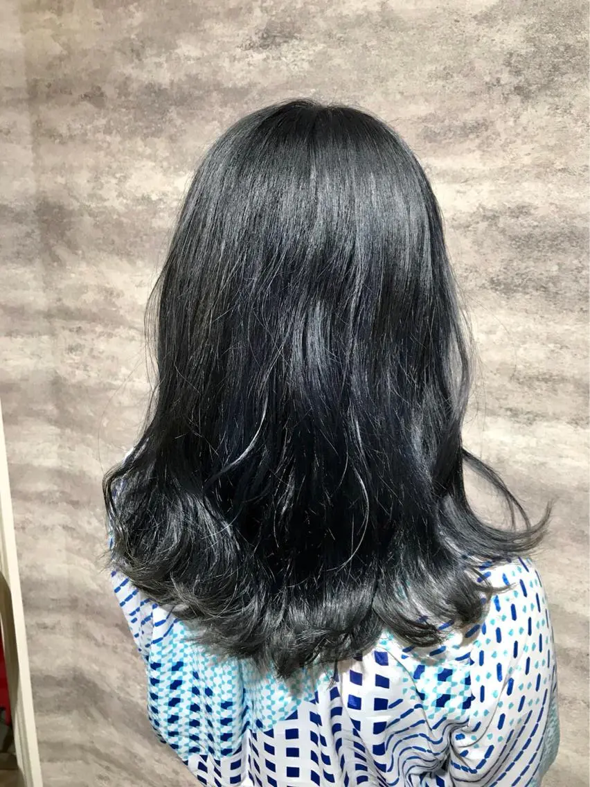 セミロング カラー ブルーカラー ブルージュ 🫟Blanco🫟 Color&Careのヘアスタイル