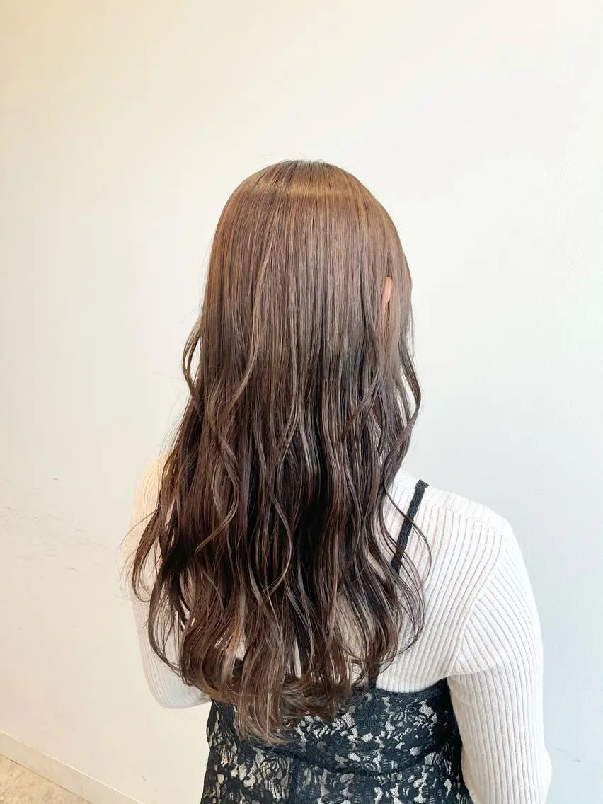 ロング カラー ベージュカラー ヘアカラー トリートメント ヘアセット yoshi ☆のヘアスタイル