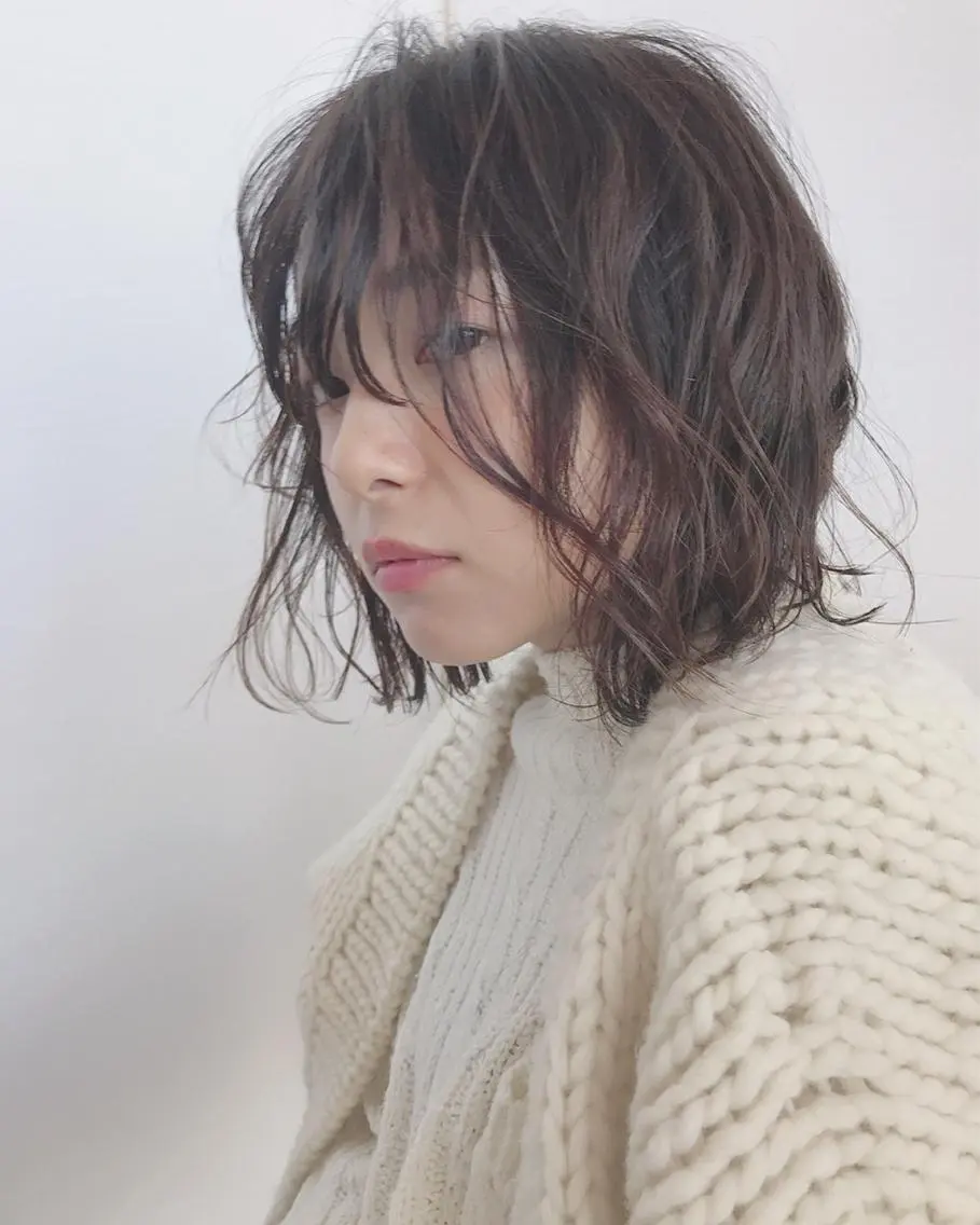 ミディアム パーマ ミディアムパーマ エイジングケア/大人 デザイン/FRAMEのヘアスタイル