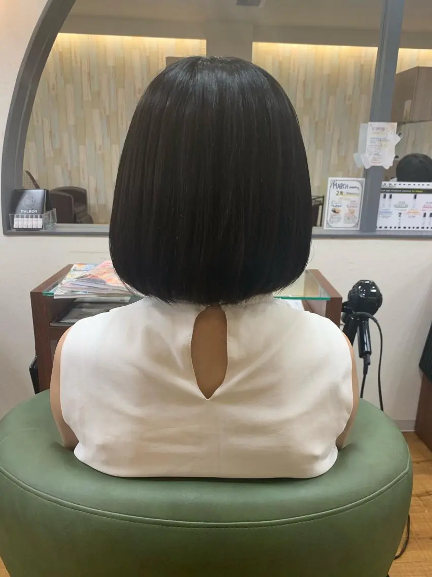 ショート march merryのヘアスタイル