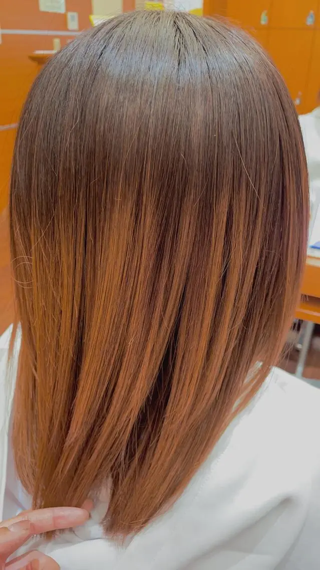 セミロング カラー カット 縮毛矯正 トリートメント セト マユミのヘアスタイル