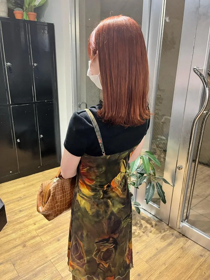 ロング カラー ベージュカラー ブラウンカラー オレンジ オレンジベージュ オレンジブラウン ヘアカラー トリートメント ミルクティーベージュ ブリーチ 店長 清水のヘアスタイル