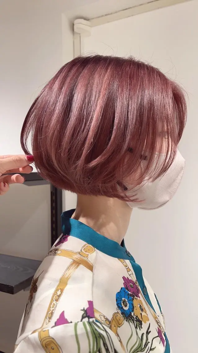 ショート カラー ショートボブ ブリーチ ピンクカラー ボブ ショートヘア カット ヘアカラー トリートメント スキバサミを使わない カット🌼唯🌼のヘアスタイル
