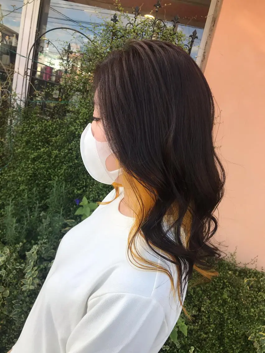 セミロング イエローカラー カット ヘアカラー トリートメント 下條 真のヘアスタイル