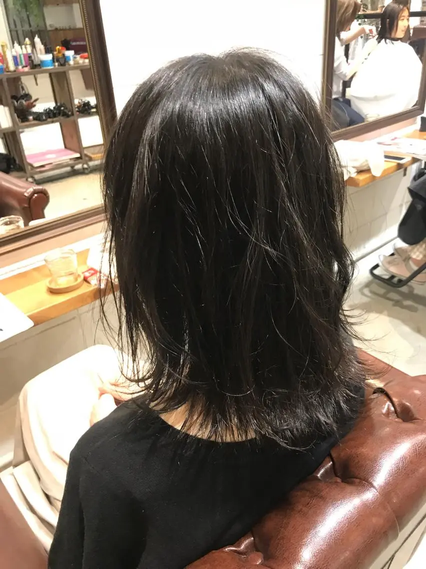 ミディアム カラー ダークグレー ダークグレージュ グレージュ ヘアカラー トリートメント ⭐️ハイクオリティ カラー杉本雄志⭐️のヘアスタイル