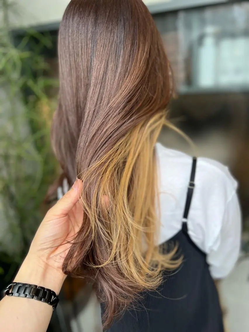 ロング カラー ロングレイヤー グレージュ インナーカラー ラベンダーカラー ラベンダーグレージュ カット ヘアカラー 誰より丁寧なカット/ 小林輝/レイヤーのヘアスタイル