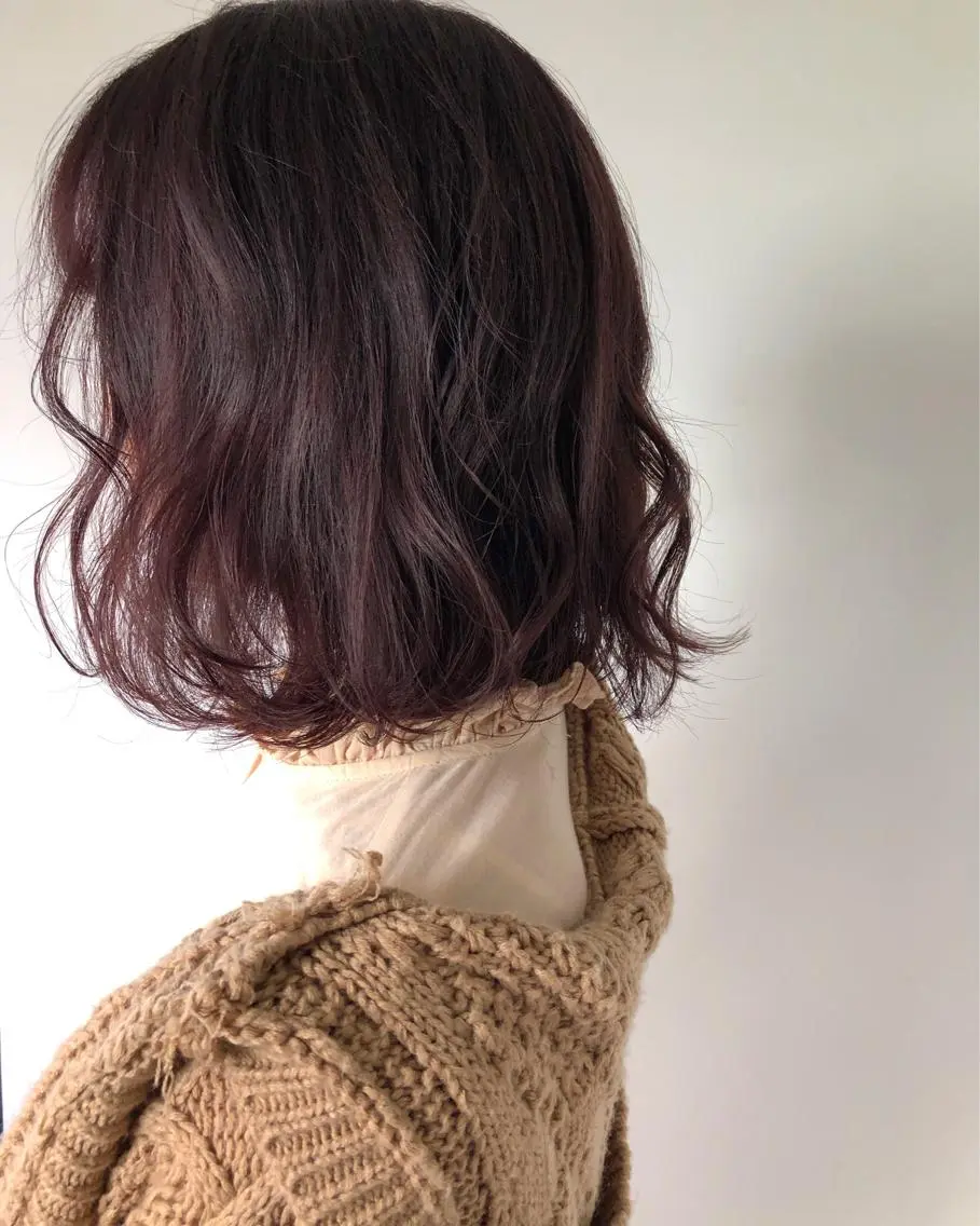 ミディアム 梅田 千亜希のヘアスタイル