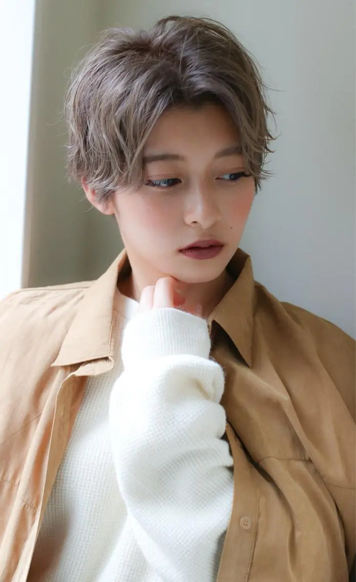 ショート カラー カット ヘアカラー トリートメント Lond re Maison.原宿のヘアスタイル
