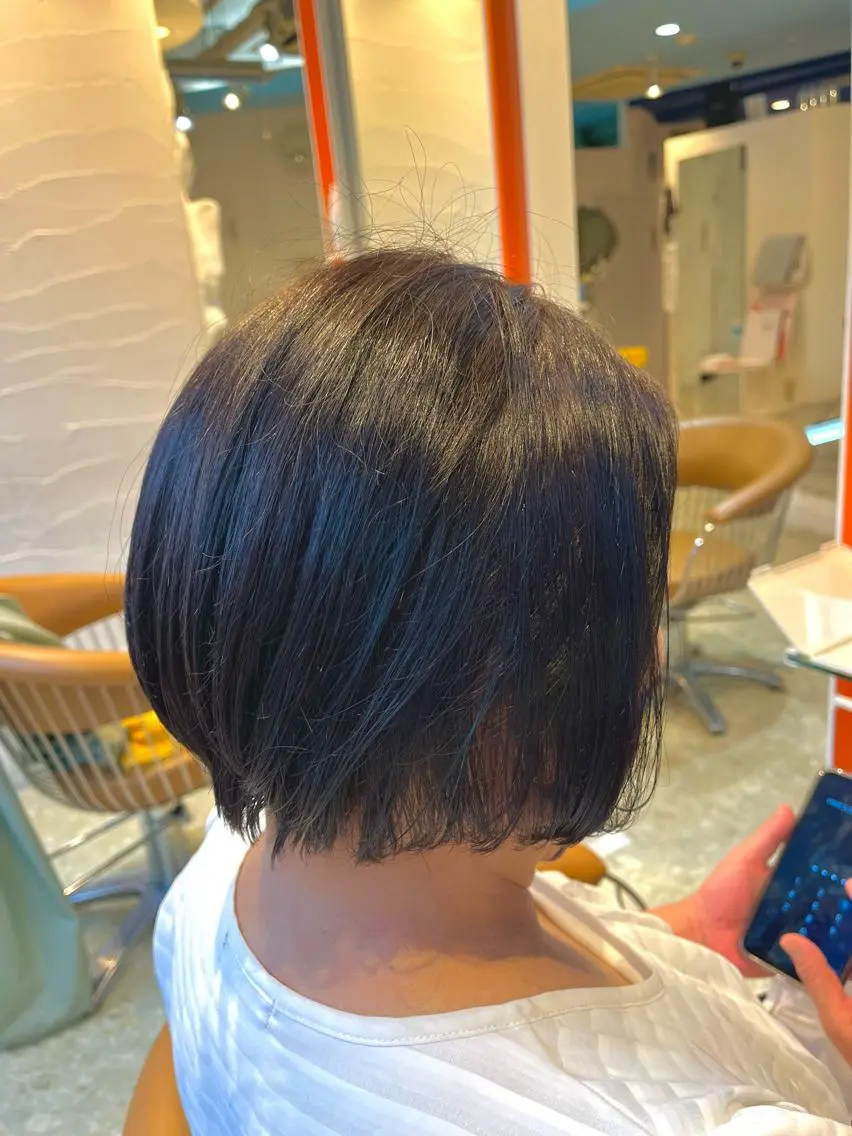 ショート カット うしだ かおるのヘアスタイル