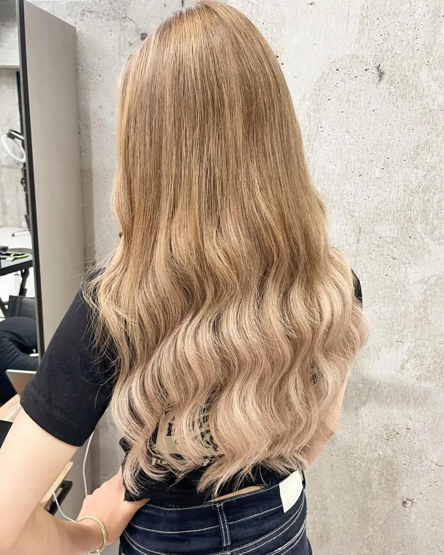 ロング カラー ヘアアレンジ ヘアカラー エクステ TATSUYA アートディレクターのヘアスタイル