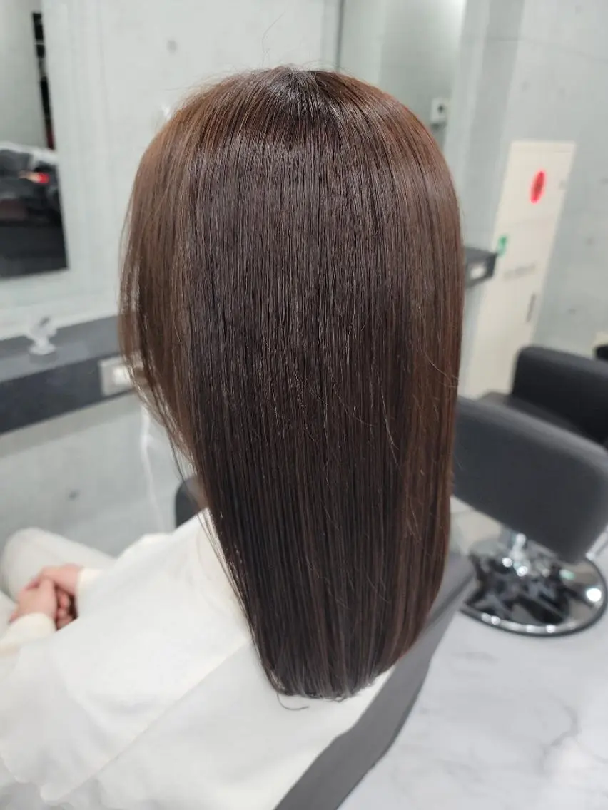 セミロング カラー ❇️安達 優心❇️ レイヤー/艶髪特化のヘアスタイル