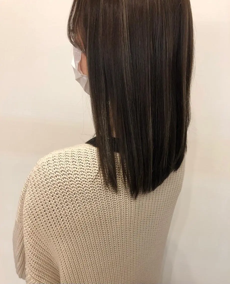 セミロング カラー ハイライトカラー ハイライト ラーム 乃木店のヘアスタイル