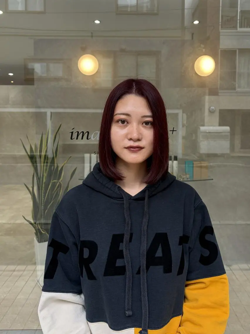 セミロング 韓国ヘアケアブリーチ 莉奈のヘアスタイル