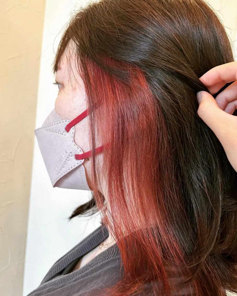 ショート カラー ダブルカラー イヤリングカラー ハイライトカラー インナーカラー ハイライト justbeauty CiNQのヘアスタイル