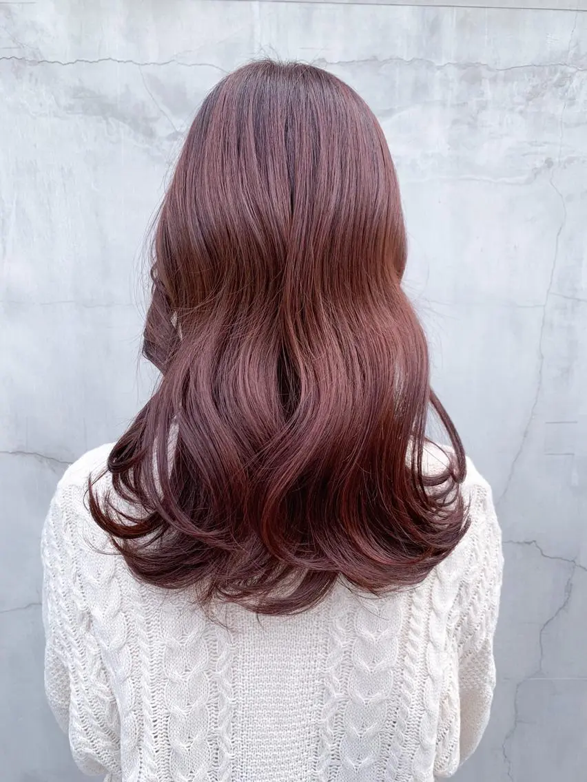 ミディアム カラー ヘアアレンジ カット ヘアカラー トリートメント yuka .のヘアスタイル